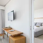 Messinian Icon & Otel