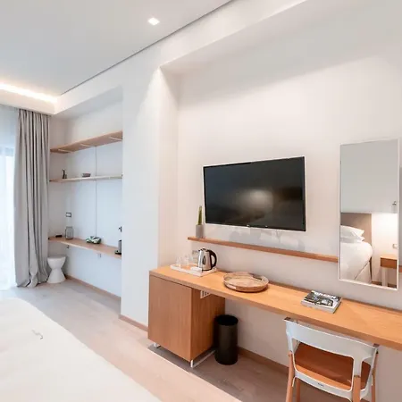 Messinian Icon & Hotel 5*