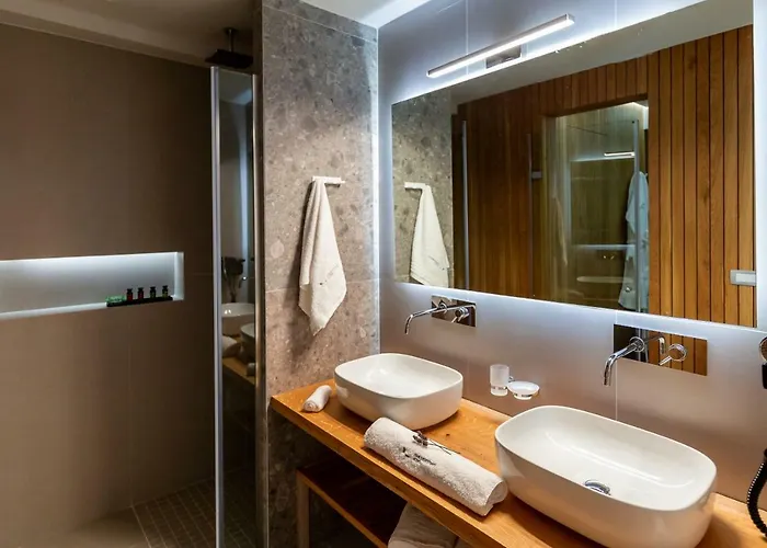 Messinian Icon & Hotel